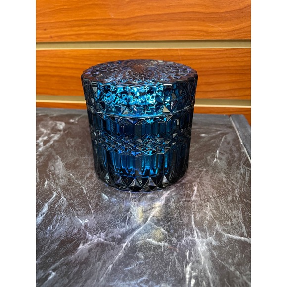 Blue Spruce  8oz Soy Candle - Picture 2 of 5